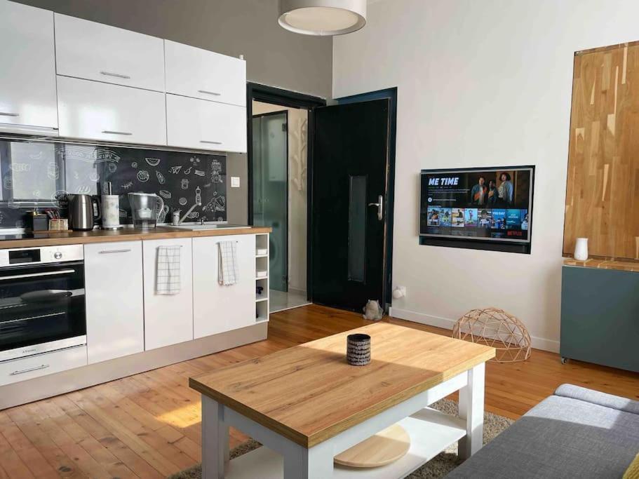 Apartemen Cozy & Boho Center